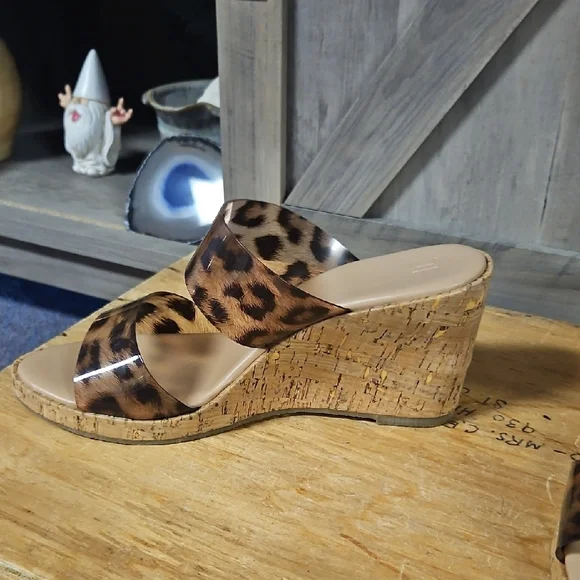 Tan and Brown Leopard Print Sandals with Platform Sole - Picture 3 of 8